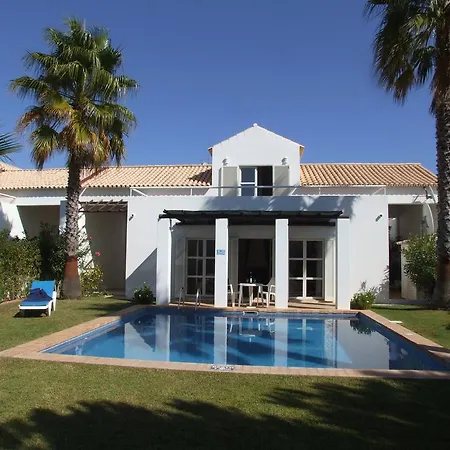 Villa Vila Monte Gale 24