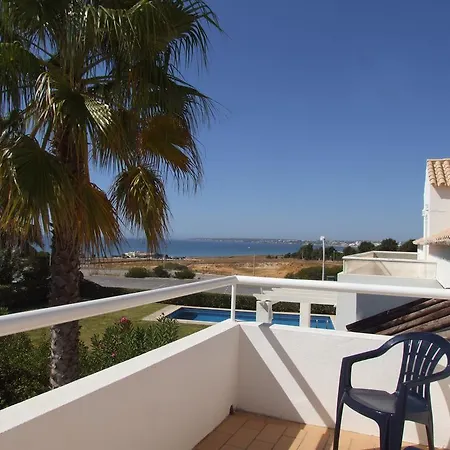 Vila Monte Gale 24 Villa
